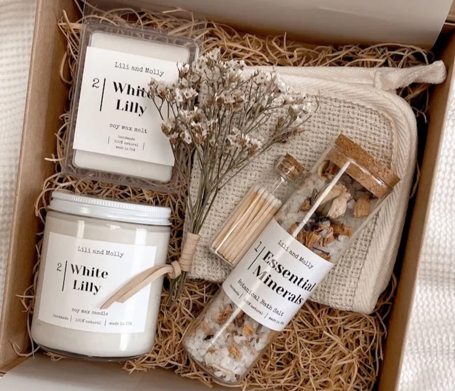 Quà tặng sinh nhật dành cho nữ Bọ Cạp