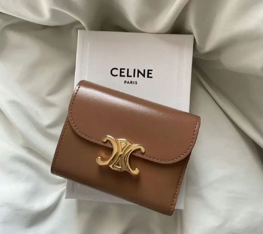 Quà tặng sinh nhật dành cho nữ Bọ Cạp