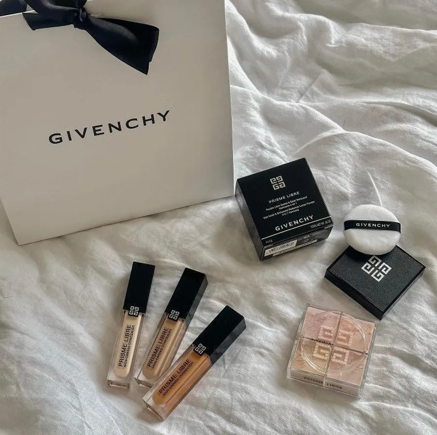 quà tặng cho cung Bảo Bình