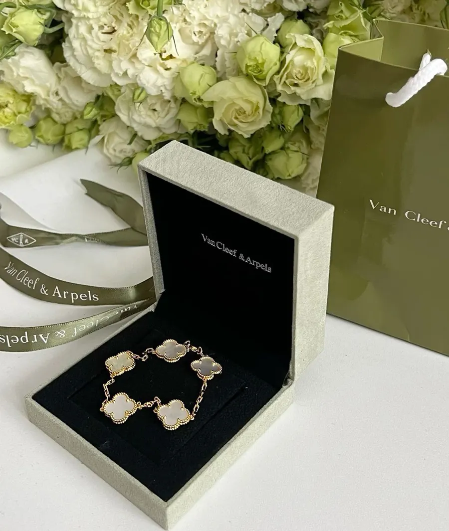 Gợi Ý Quà Tặng Sinh Nhật Cho Cung Xử Nữ