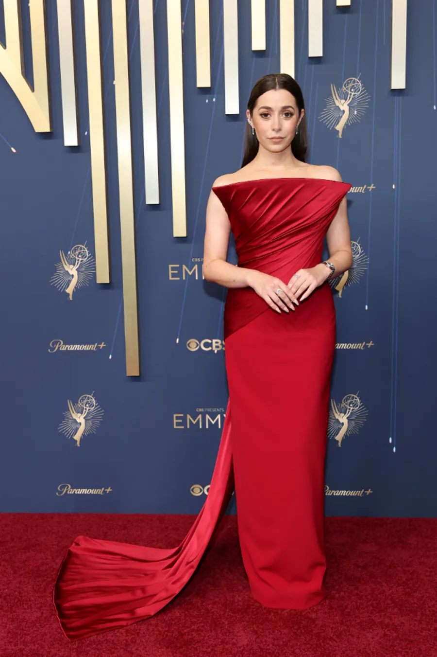 Thời trang thảm đỏ Emmy Awards 2025: Khi sao Hollywood và K-pop cùng tỏa sáng - 11