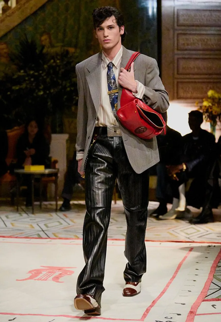 Versace Xuân/Hè 2026