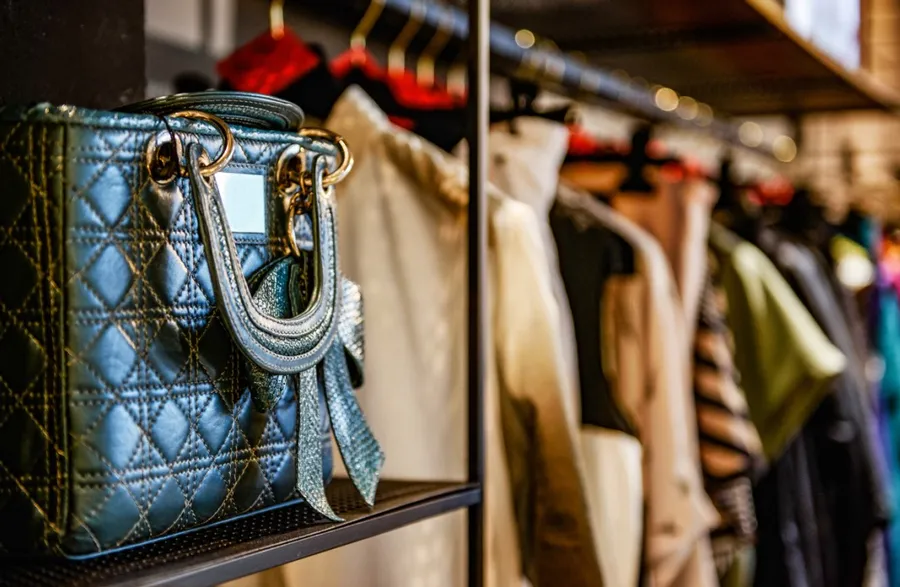 Top 7 địa chỉ bán túi xách hàng hiệu cũ ở Hà Nội uy tín - 11
