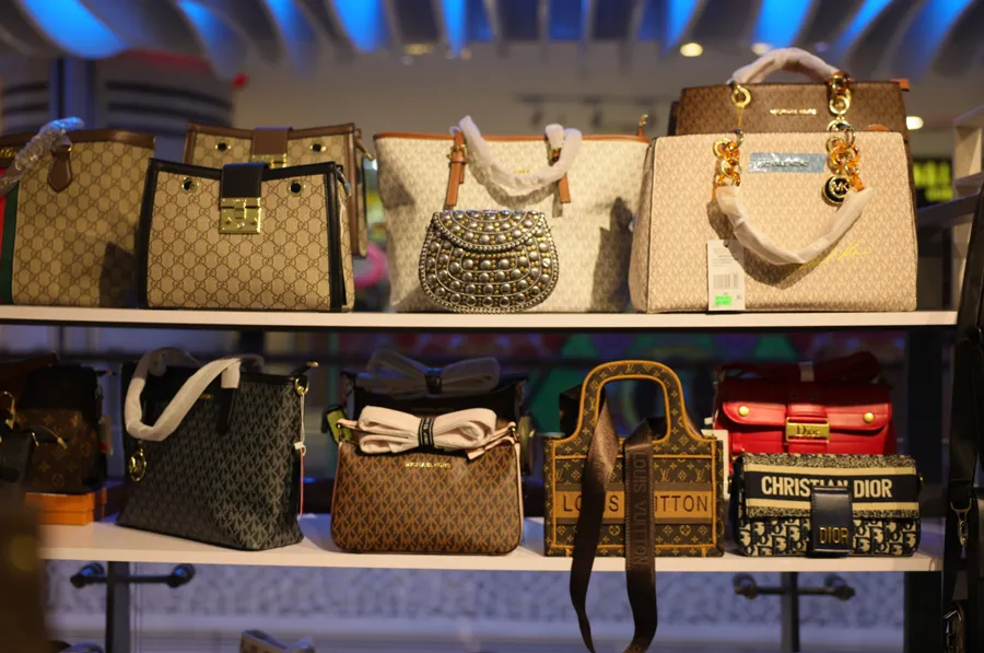 Top 7 địa chỉ bán túi xách hàng hiệu cũ ở Hà Nội uy tín - 8