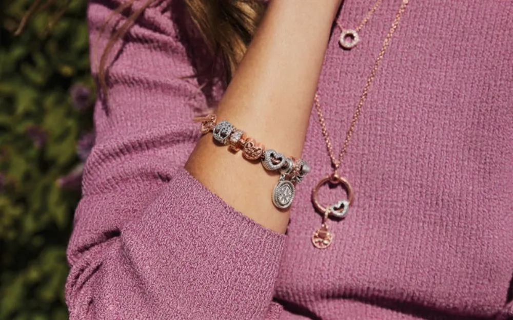 Tìm Hiểu Về Hạt Charm Pandora Và Gợi Ý 10 Mẫu Bán Chạy Hiện Nay - 2