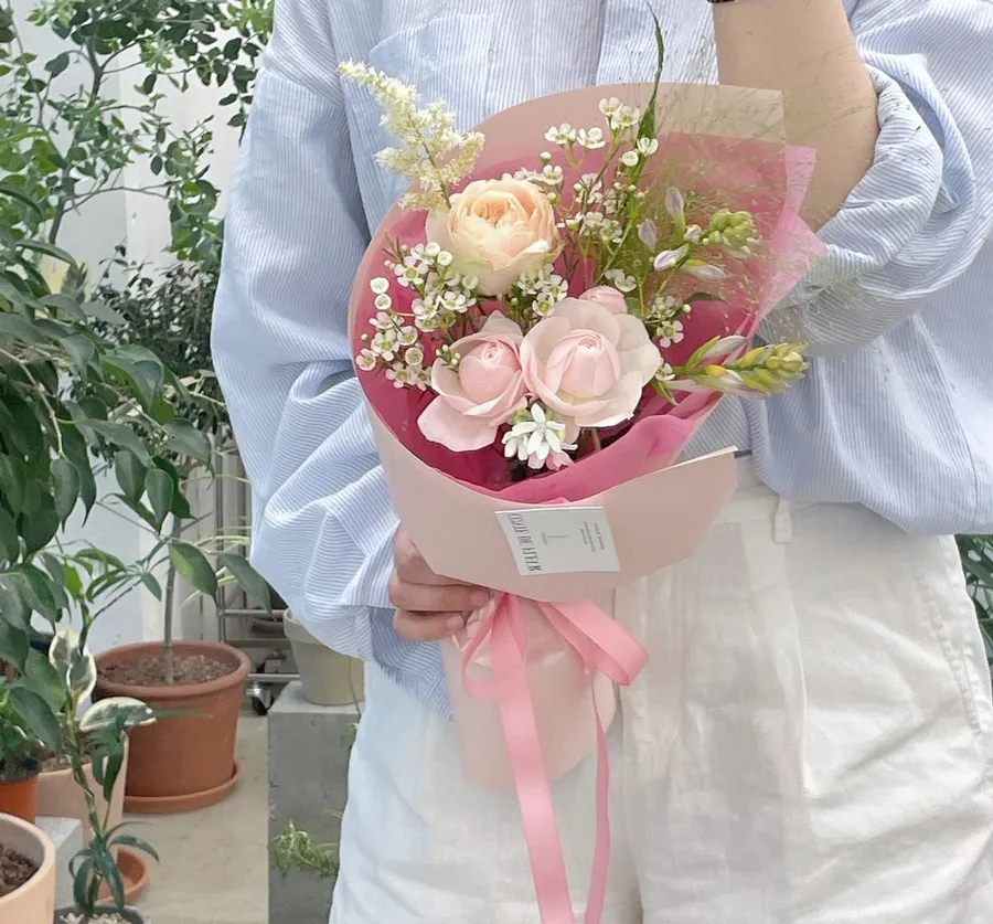 Gợi ý quà tặng 20/10 cho nhân viên nữ ấn tượng