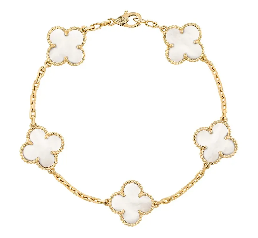 Trang sức sang trọng