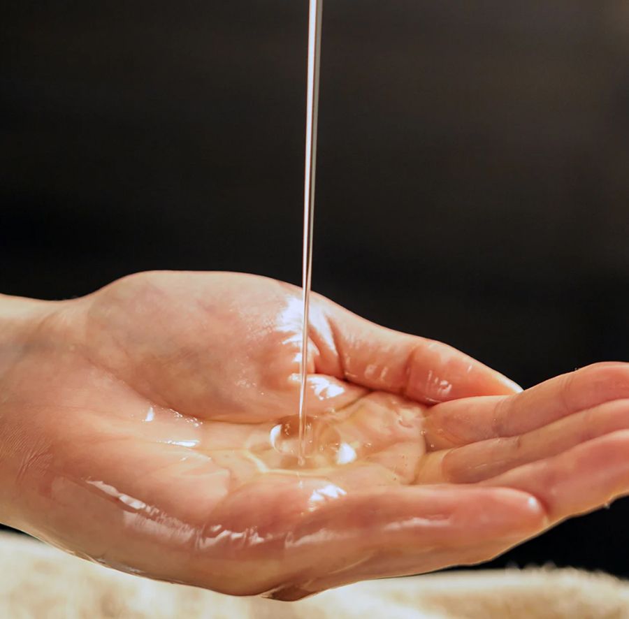 Cách dùng dầu tắm đúng cách để đạt hiệu quả tối ưu