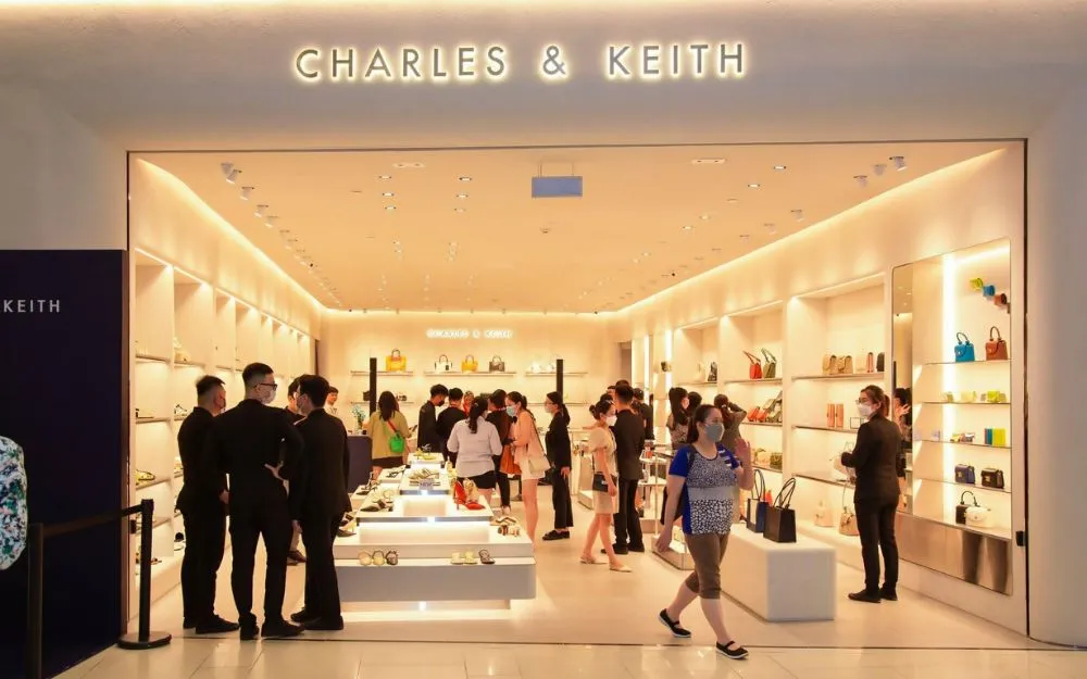 Top 10 Túi Charles & Keith Màu Trắng Bán Chạy, Sang Trọng 2025 - 1