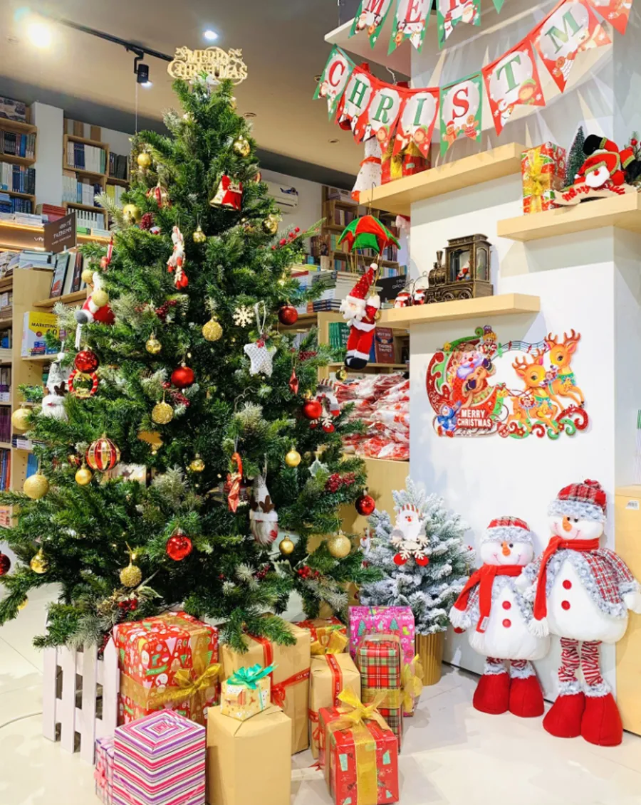 Top 10 Địa Điểm Mua Quà Giáng Sinh Ở Hà Nội Đẹp - 2