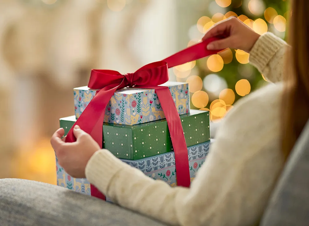 Cách chọn nước hoa làm quà Giáng sinh ấn tượng