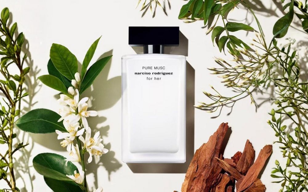 Top 10 Nước Hoa Mùi Xạ Hương Cho Nữ Thơm Lâu, Quyến Rũ 2025 - 13