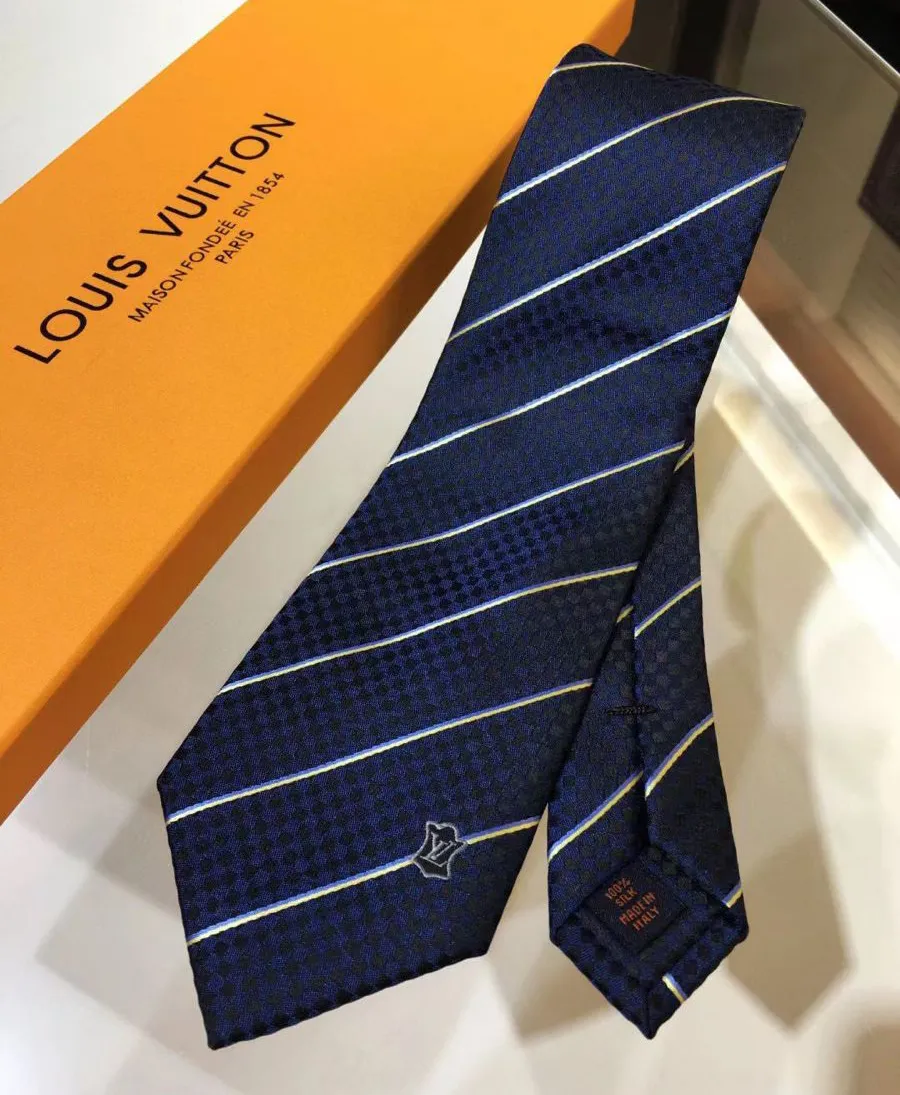 Gợi ý quà tặng ngày Quốc tế Đàn ông 19/11