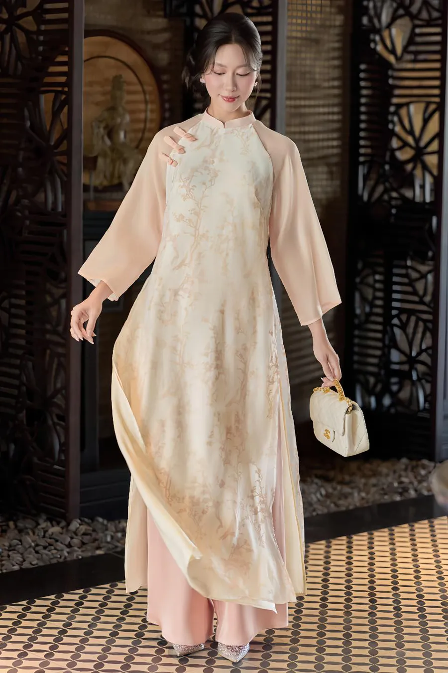 Nguyên tắc phối màu cơ bản cho áo dài