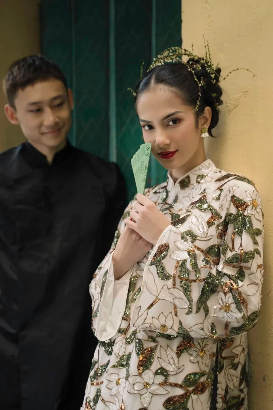 Gợi ý phụ kiện phù hợp khi kết hợp cùng áo dài kim sa