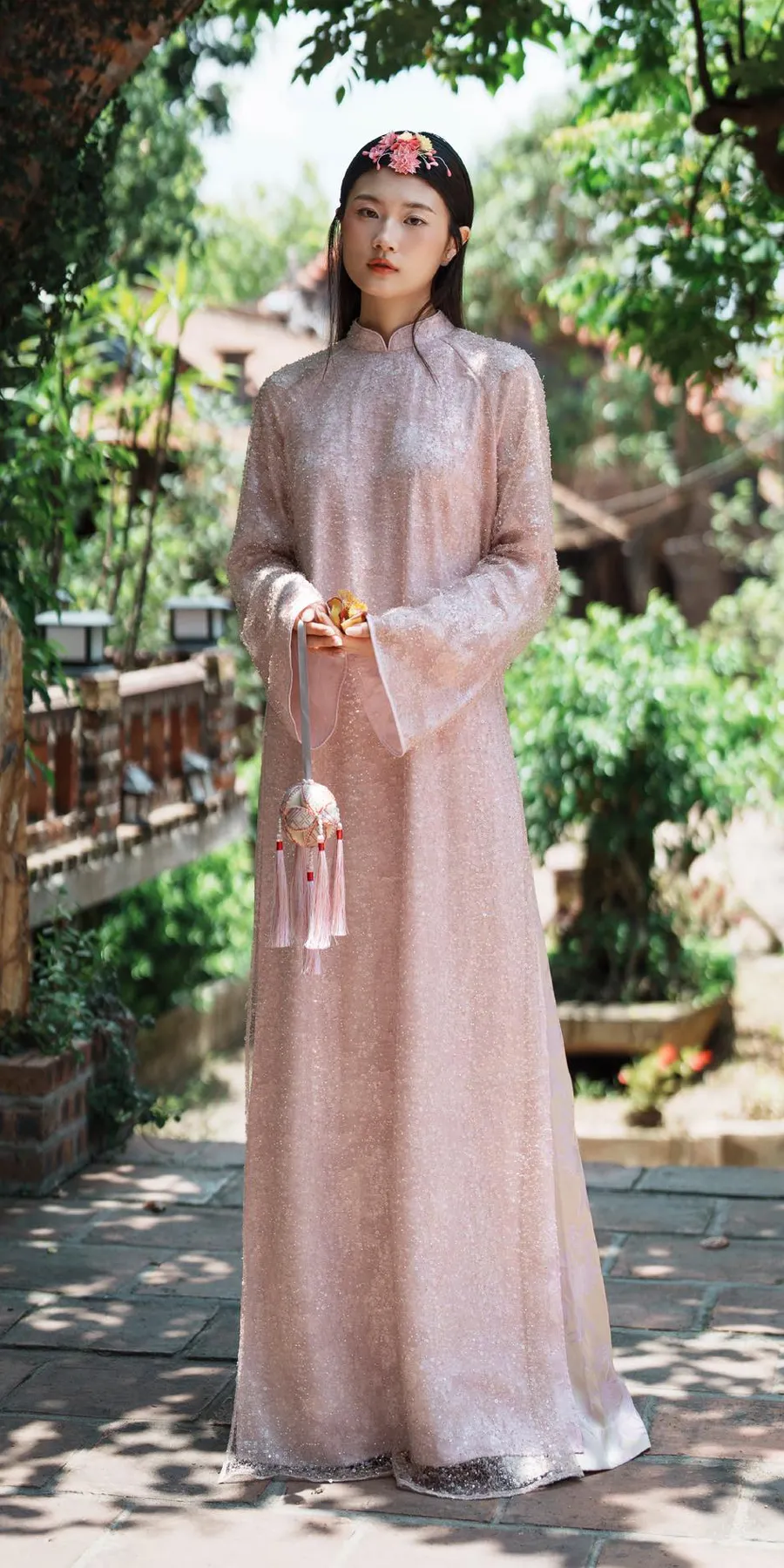 Gợi ý phụ kiện phù hợp khi kết hợp cùng áo dài kim sa