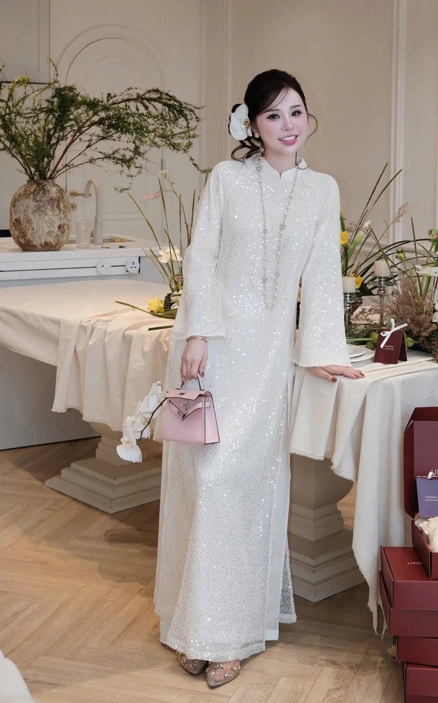 Áo dài kim sa pastel đính hạt nhỏ 