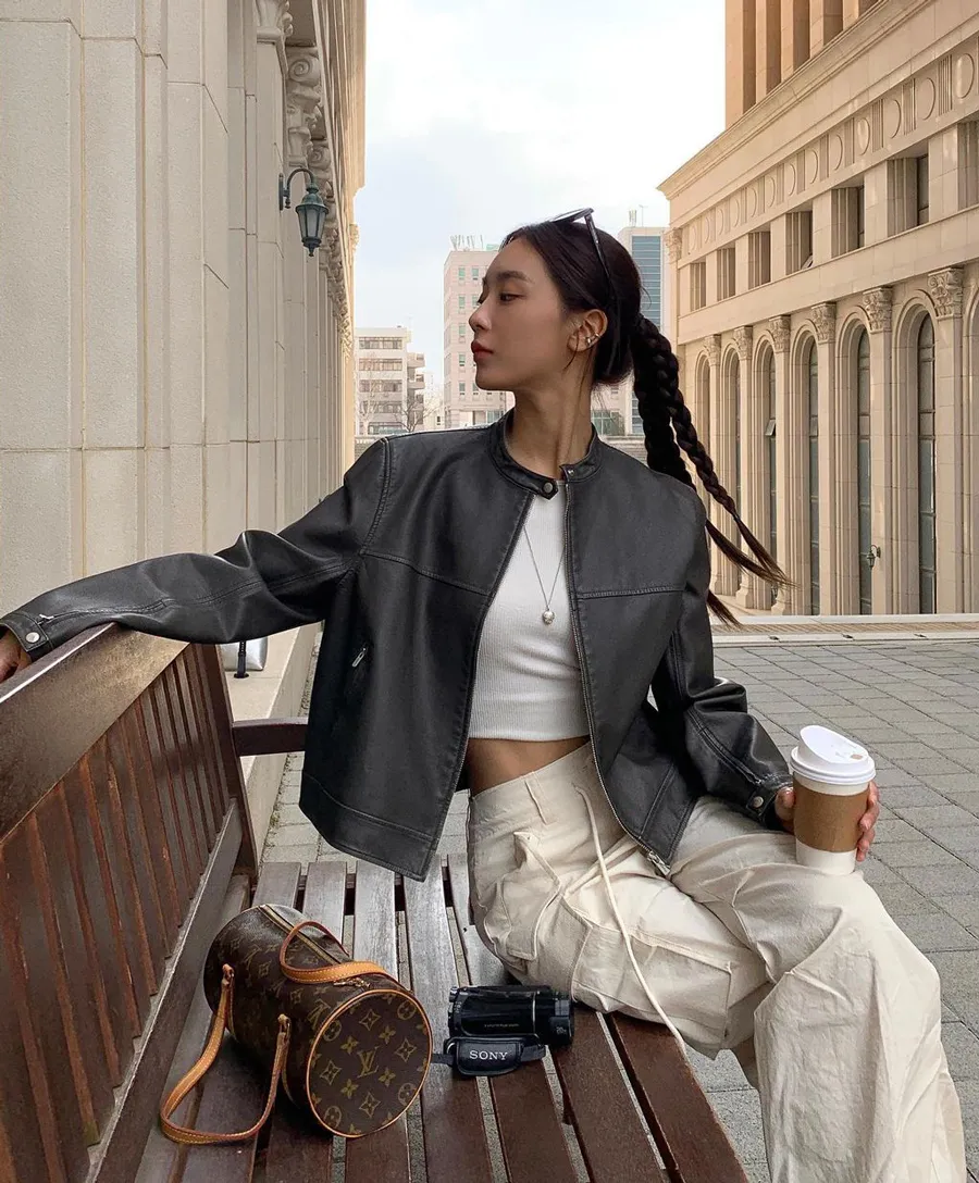 Croptop kết hợp quần ống rộng