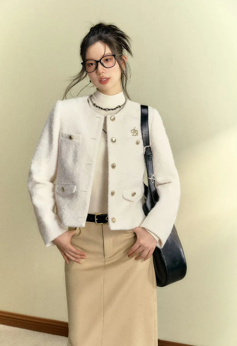 Gợi ý phối áo dạ tweed với các kiểu chân váy