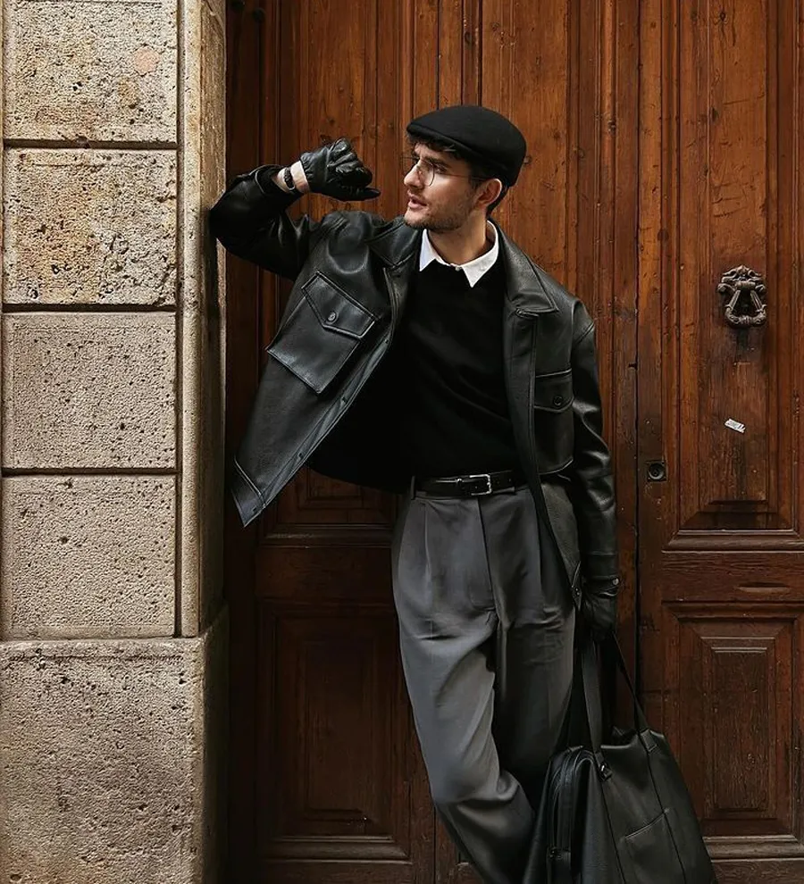 Phụ kiện kết hợp cùng áo khoác da