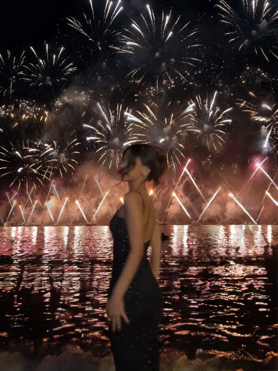 Chụp từ dưới lên để tạo góc nhìn độc đáo