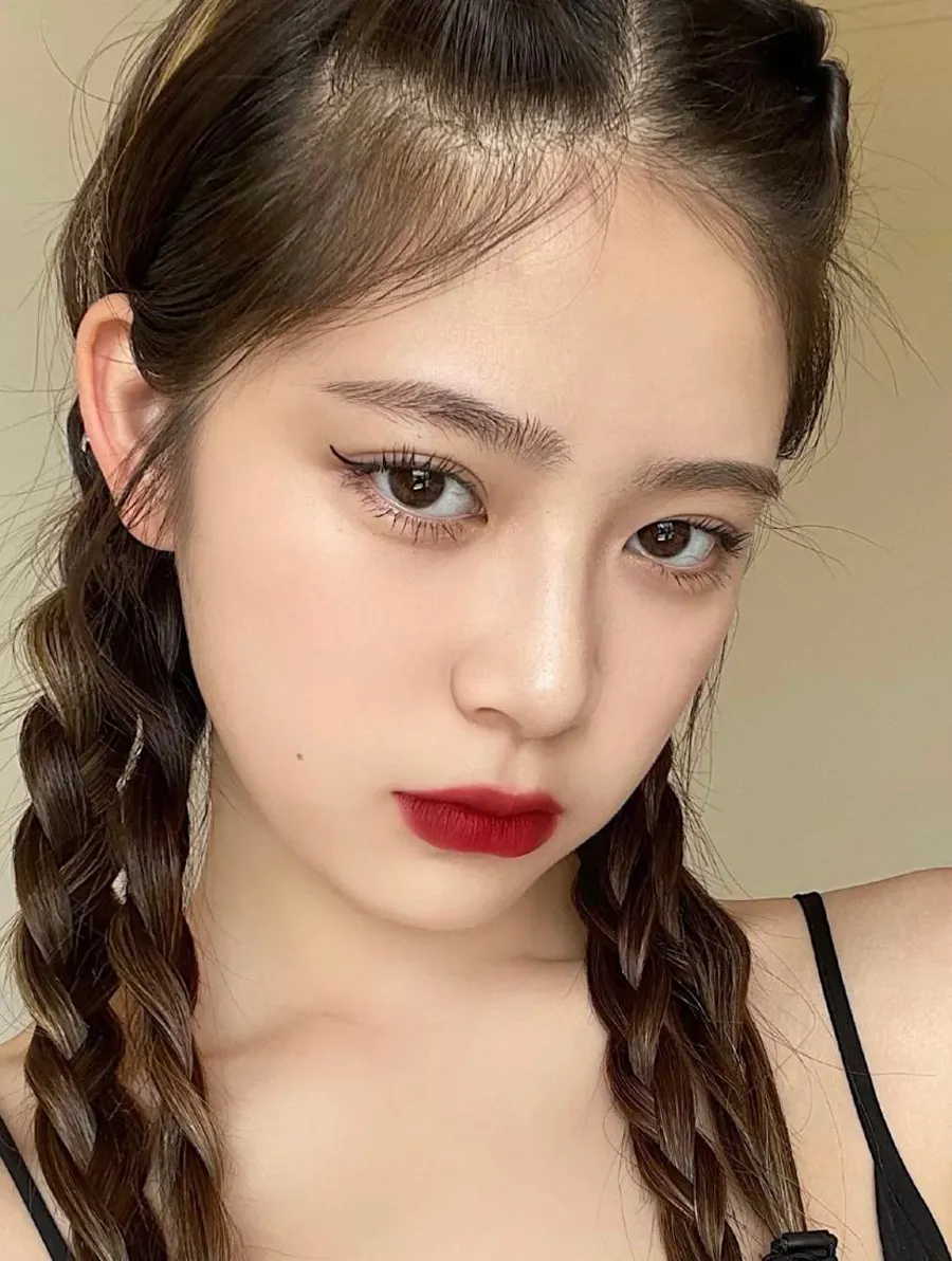 Son màu đỏ tươi