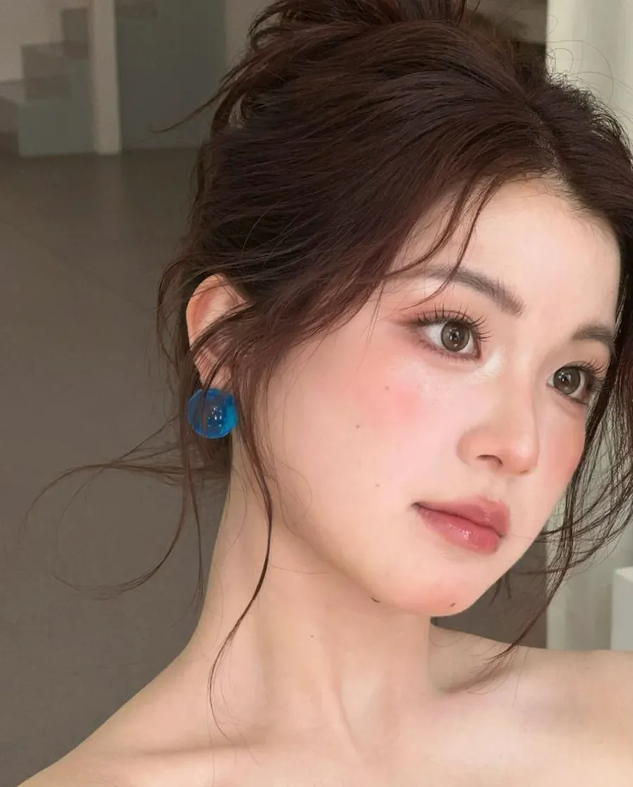 Son màu đỏ gạch