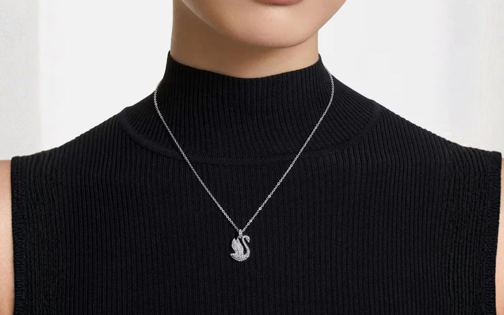 Top 8 Dây Chuyền Thiên Nga Swarovski Được Yêu Rất Thích 2025 - 7