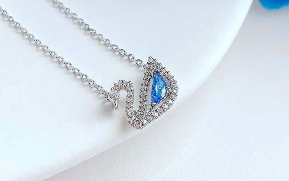 Top 8 Dây Chuyền Thiên Nga Swarovski Được Yêu Rất Thích 2025 - 11