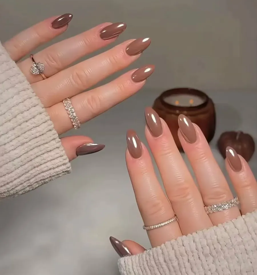 Màu Nail Tương Sinh Cho Mệnh Kim Giúp Hút Vận May