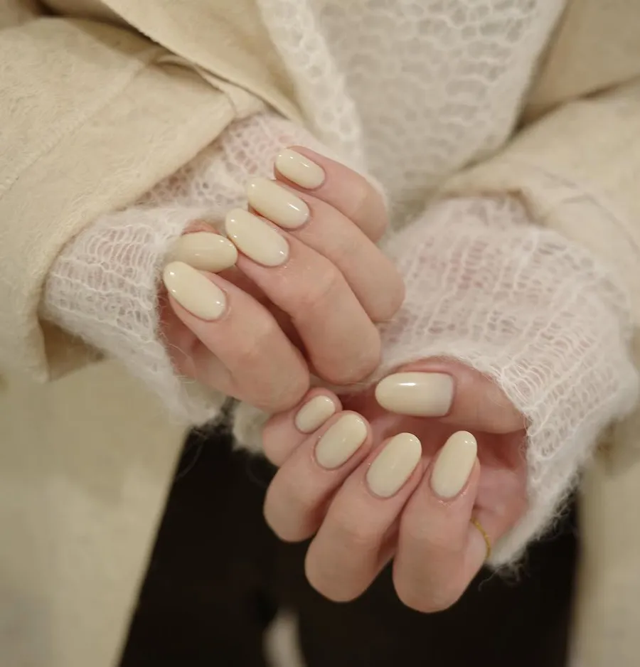 Màu Nail Tương Sinh Cho Mệnh Kim Giúp Hút Vận May