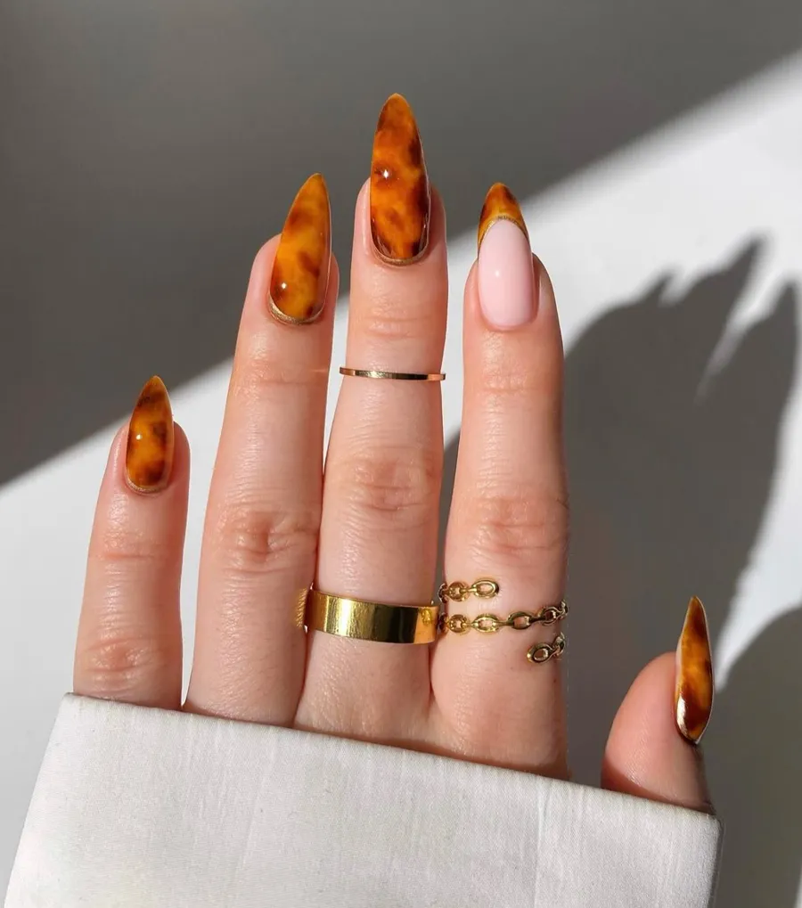 Top 60+ Màu Nail Hợp Với Mệnh Kim Mang Đến May Mắn Và Tài Lộc - 29