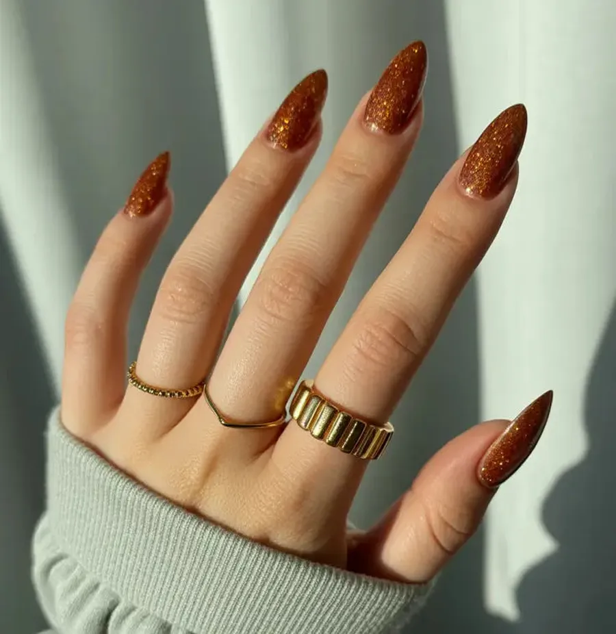 Top 60+ Màu Nail Hợp Với Mệnh Kim Mang Đến May Mắn Và Tài Lộc - 38