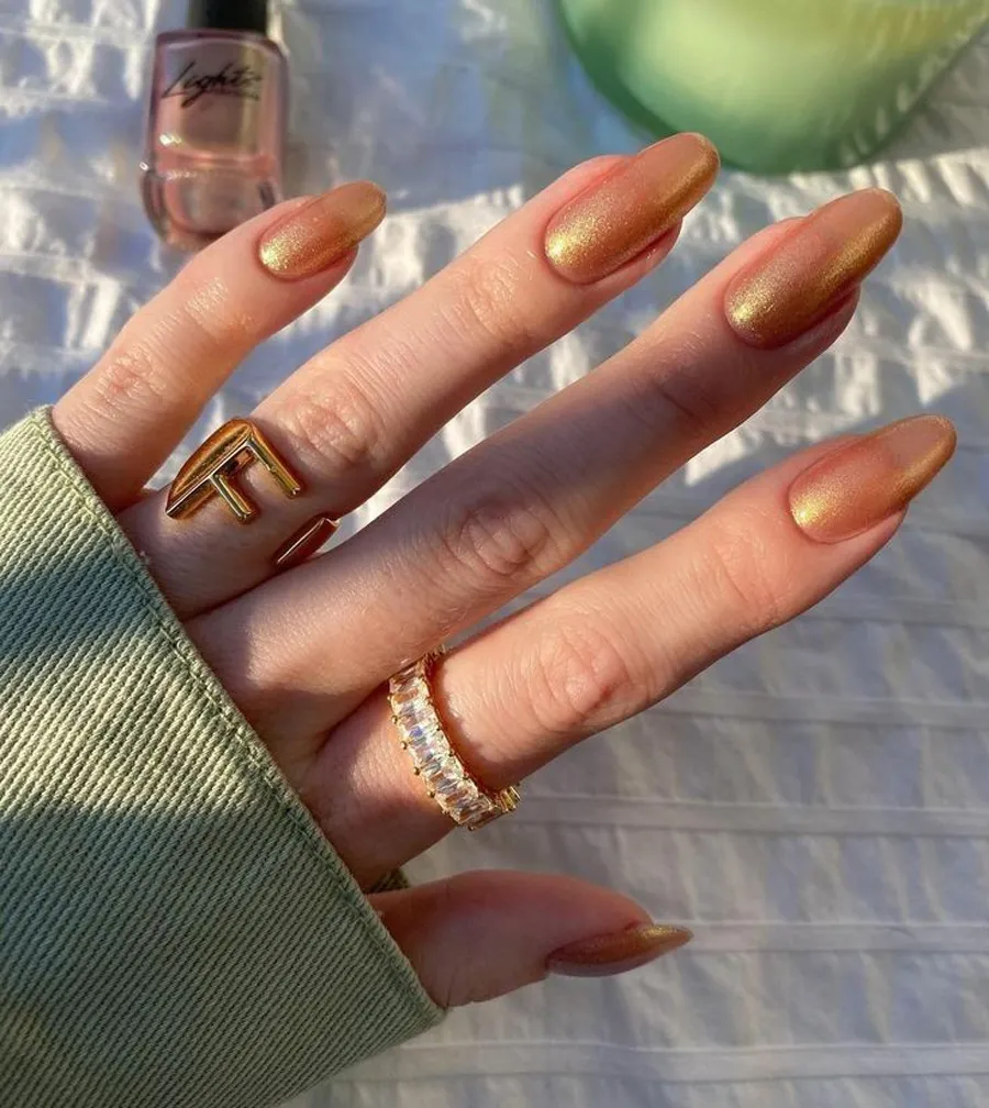 Top 60+ Màu Nail Hợp Với Mệnh Kim Mang Đến May Mắn Và Tài Lộc - 37