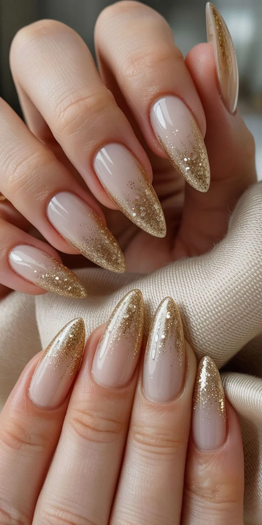 Top 60+ Màu Nail Hợp Với Mệnh Kim Mang Đến May Mắn Và Tài Lộc - 35