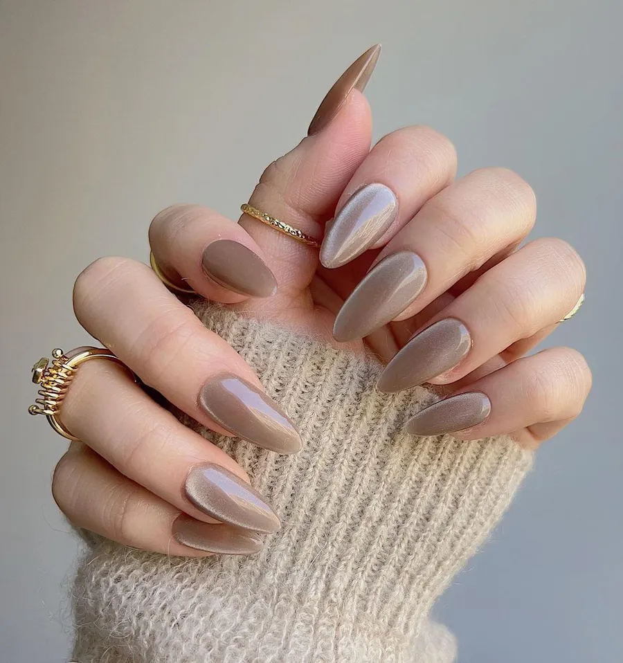 Mẫu nail mắt mèo cuốn hút và huyền ảo
