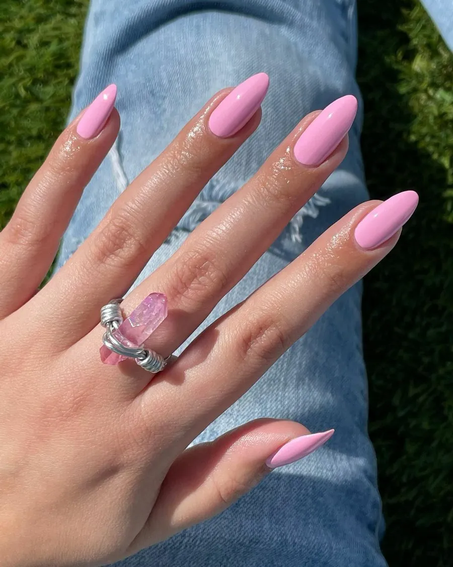 Màu sơn móng tay hồng