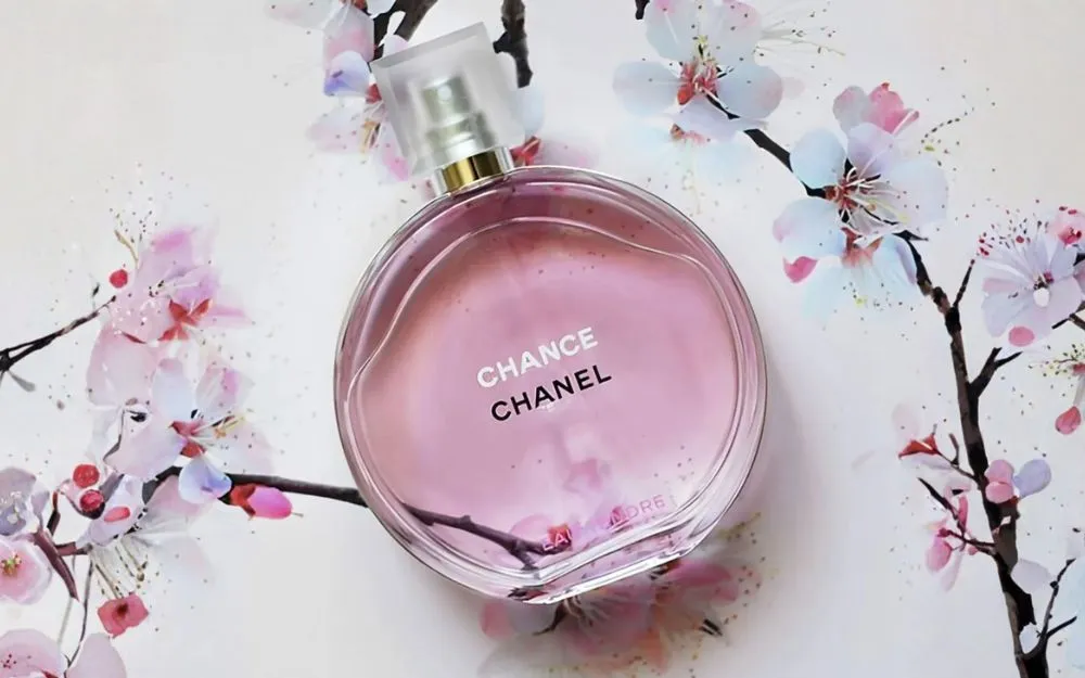 Top 10 Chai Nước Hoa Màu Hồng Có Mùi Hương Cực Nữ Tính [2025] - 5