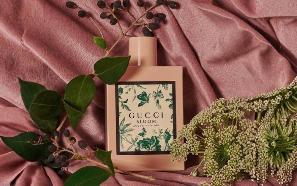 Top 10 Chai Nước Hoa Màu Hồng Có Mùi Hương Cực Nữ Tính [2025] - 12