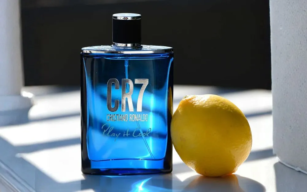 Top 10 Chai Nước Hoa Màu Xanh Nước Biển Sảng Khoái, Lưu Hương Lâu - 12