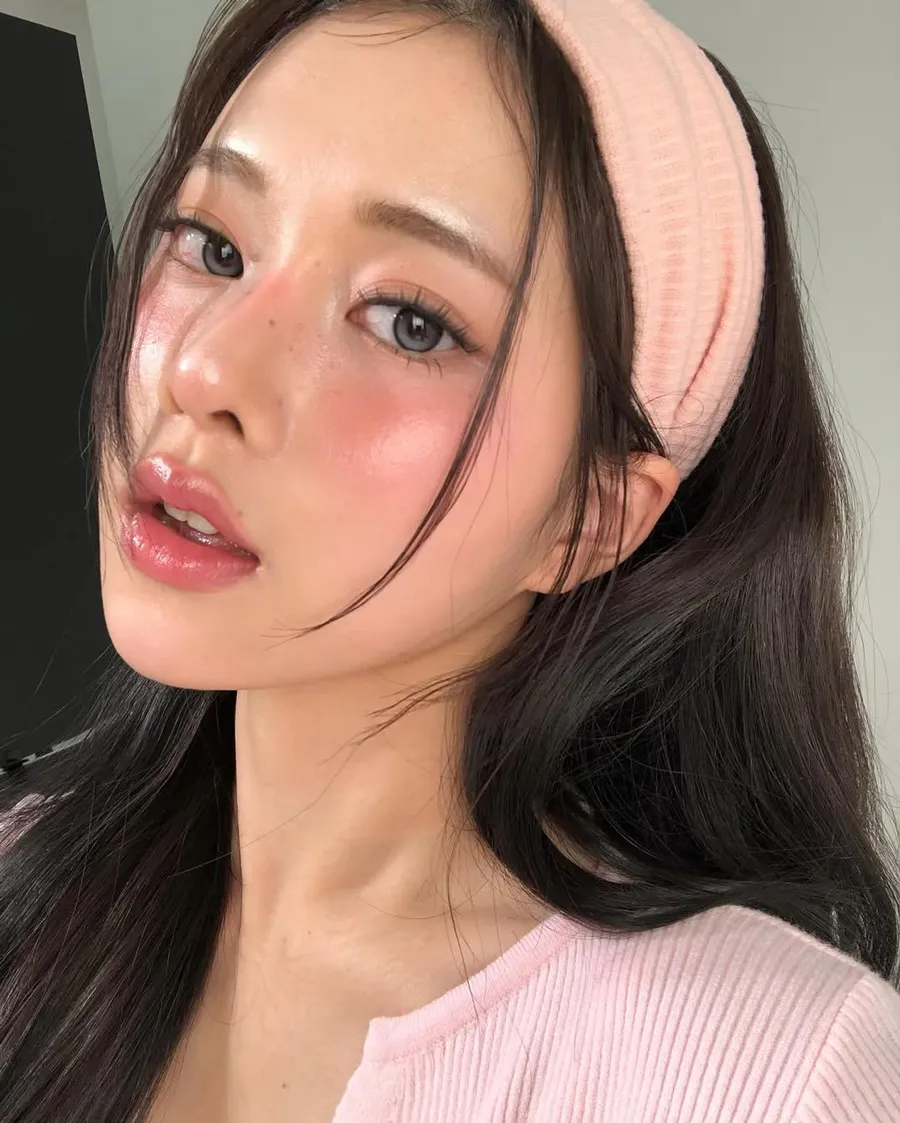 Phấn Mắt Tông Đào