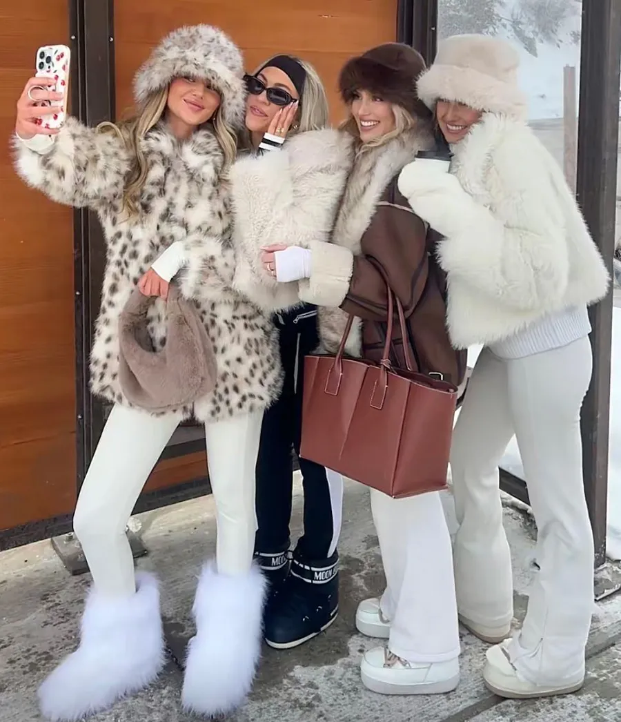 Các mẫu áo khoác lông phổ biến hiện nay 