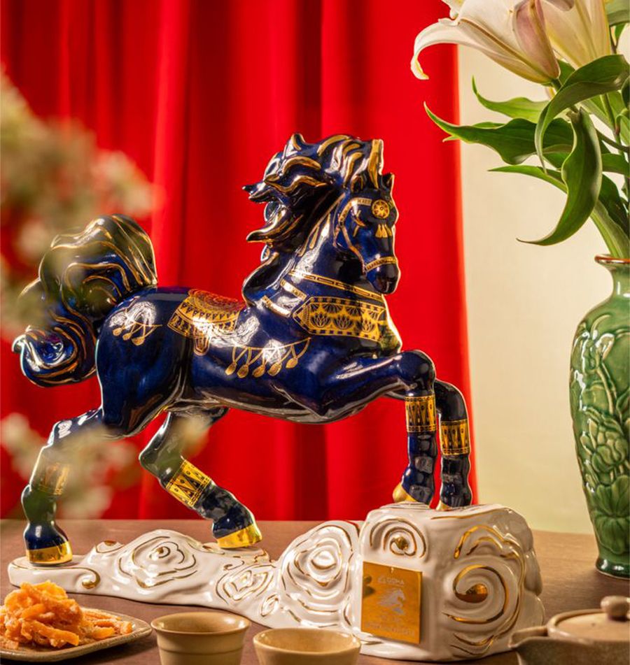 Tranh phong thủy hoặc tượng linh vật