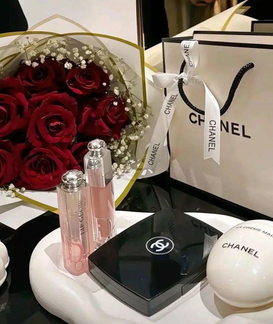 Quà tặng Tết năm mới cho bạn gái