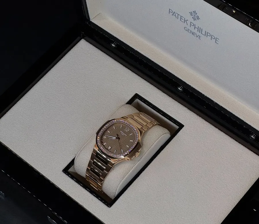 Đồng hồ đeo tay 