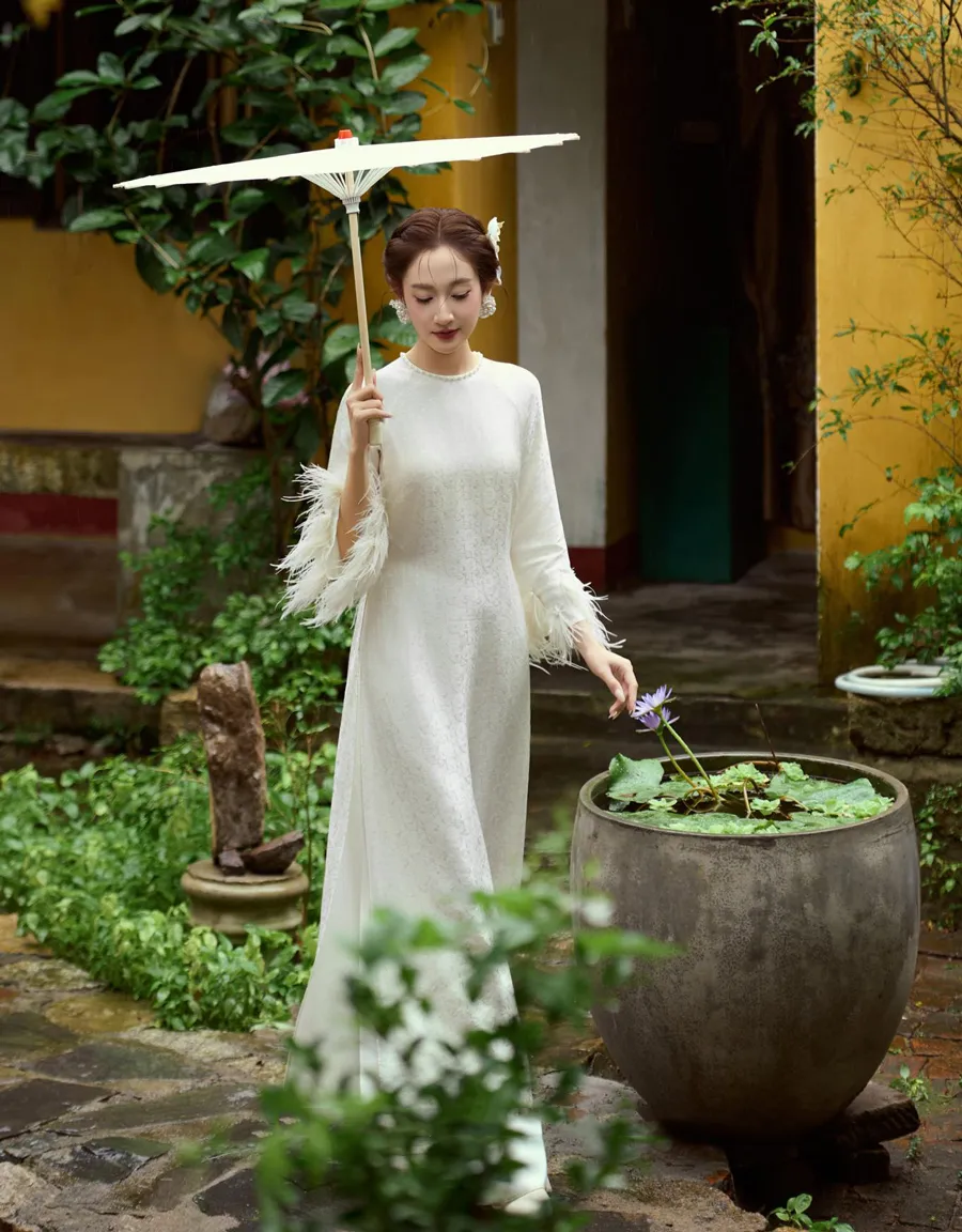 Stt áo dài trắng, caption đăng ảnh áo dài trắng