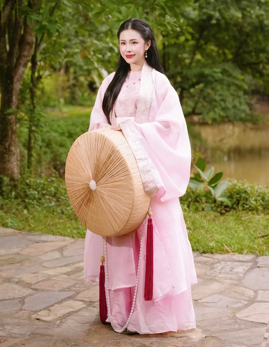 Áo tấc truyền thống