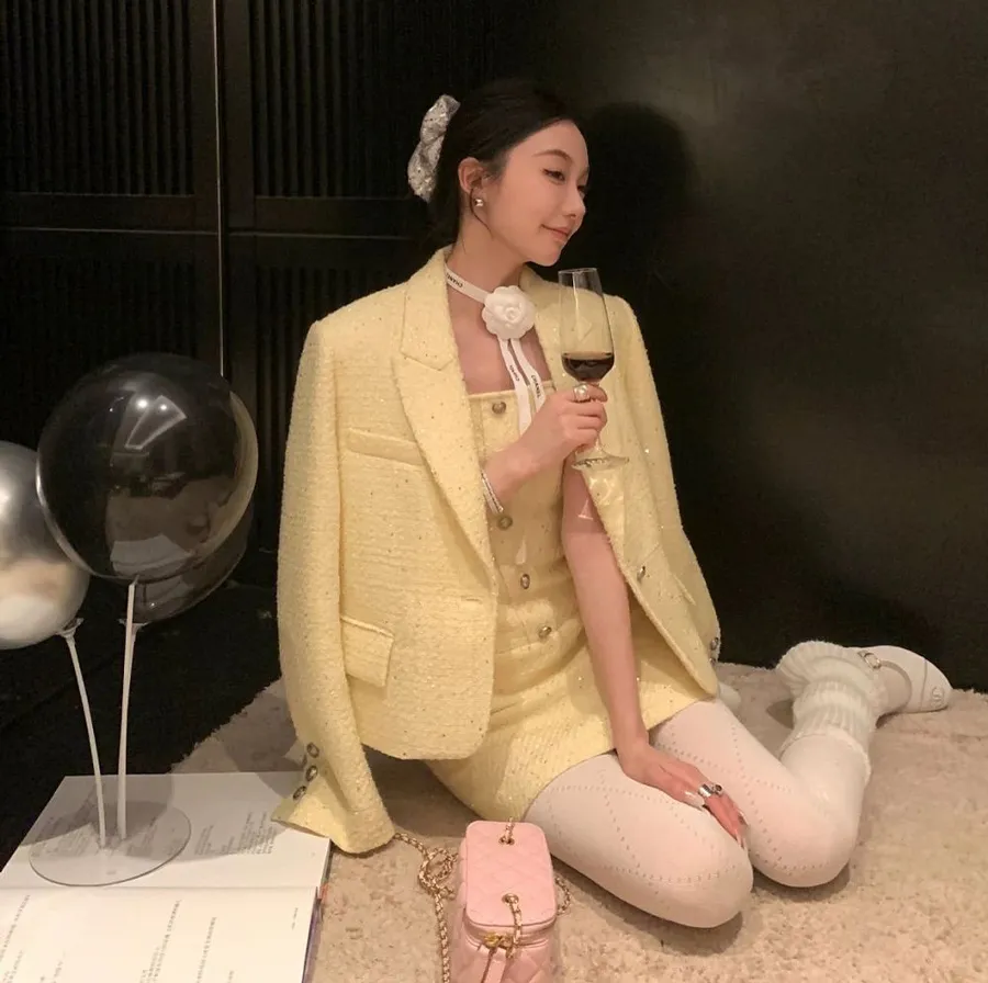 Kim sa và nâu sáng cho tuổi Thìn