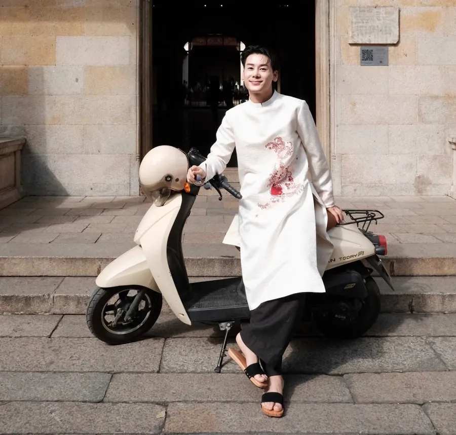 Áo dài nam mặc Tết Tiệm Long