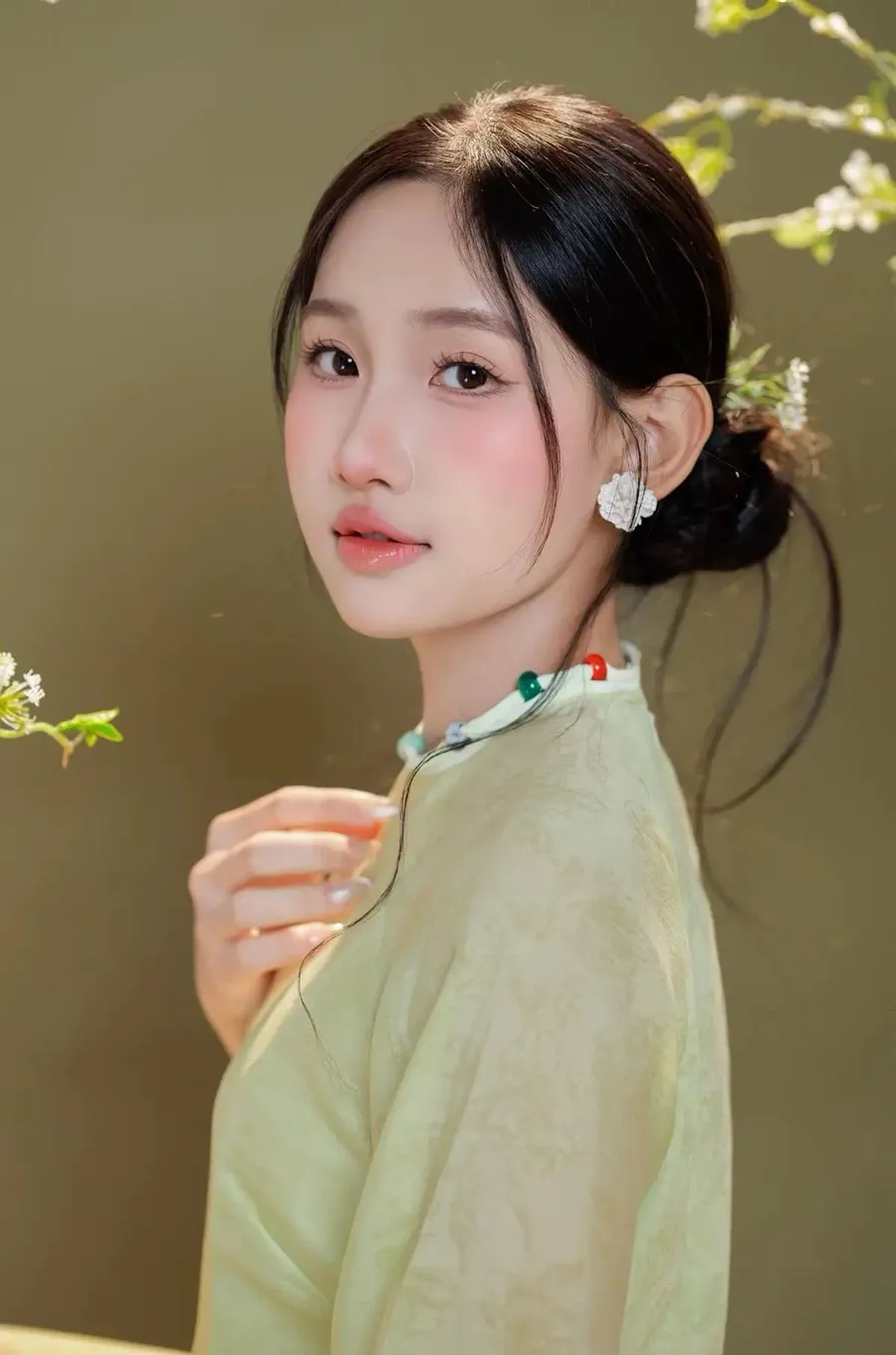 6 bước trang điểm cho diện mạo trong veo khi diện áo dài ngày Tết - 5